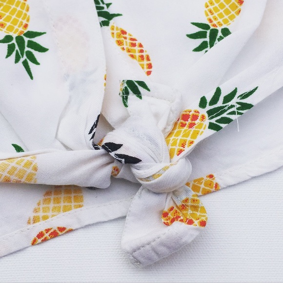 Pineapples please! NWTs Pineapple Sleeveless Tank - Picture 5 of 8